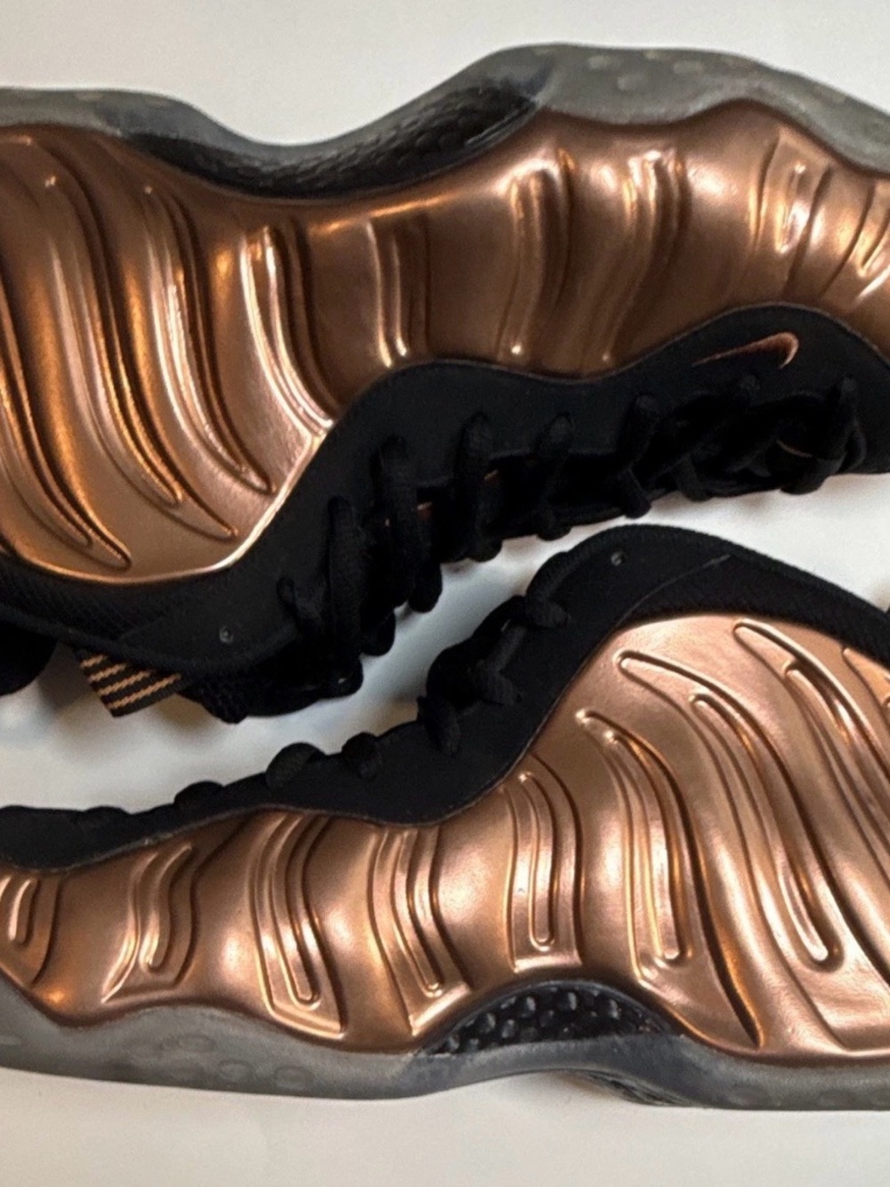 Nike Men's 2017 Metallic Copper Foamposite Low Sneakers - Black/Copper